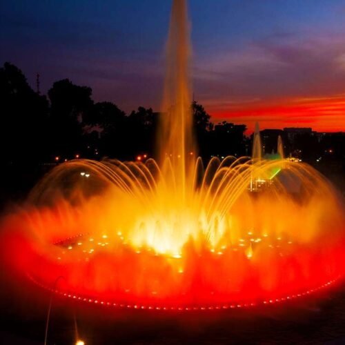 interna-circuito-magico-del-agua-del-parque-de-la-reserva-02 (FILEminimizer)
